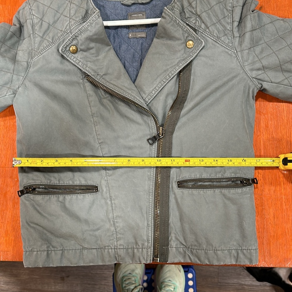 Gap moto jacket, quilted, great for spring or fall. No longer fits - Picture 4 of 6